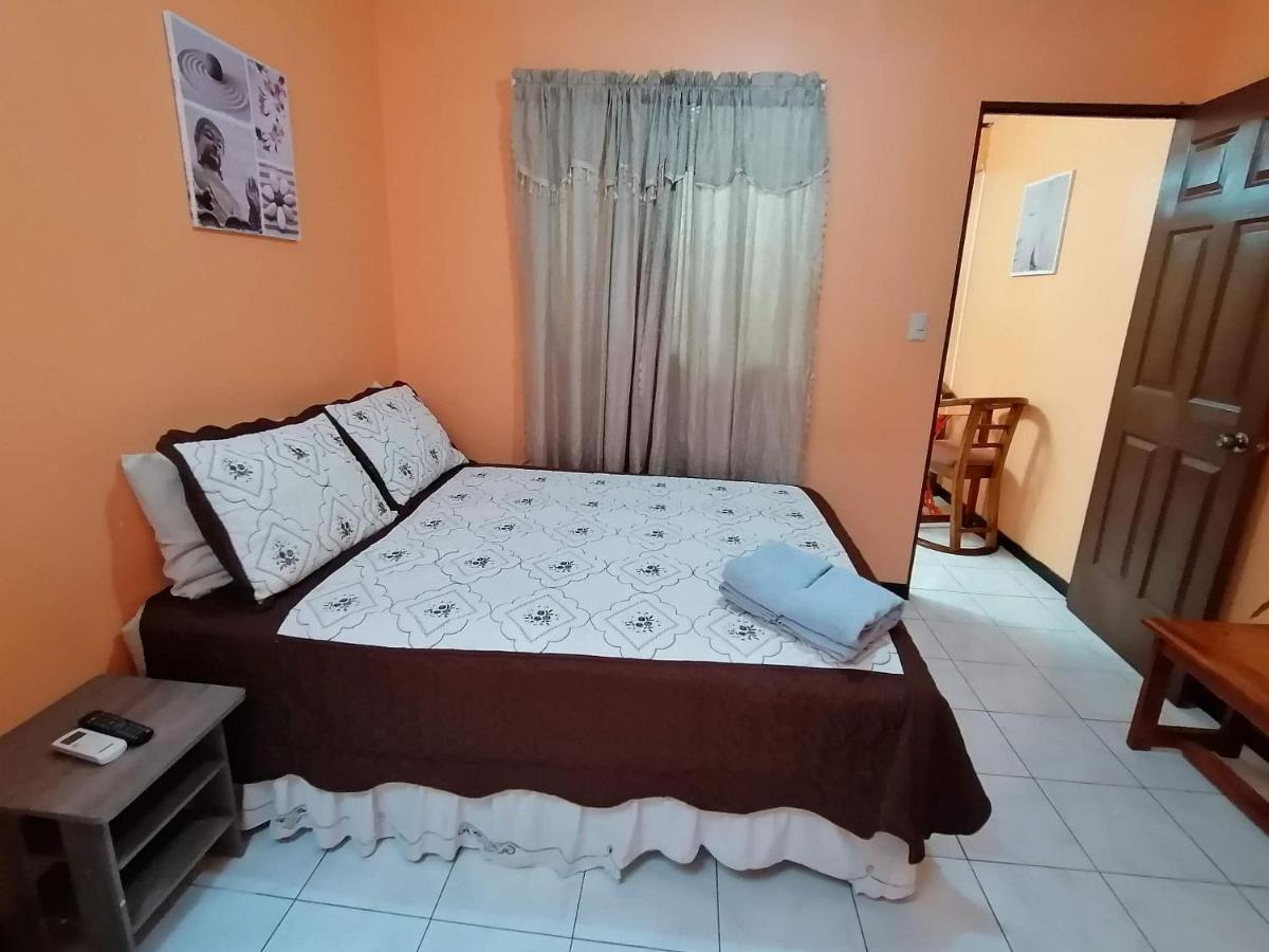 Apartment Marta's Guesthouses, Con Entrada Autonoma Puerto Limon