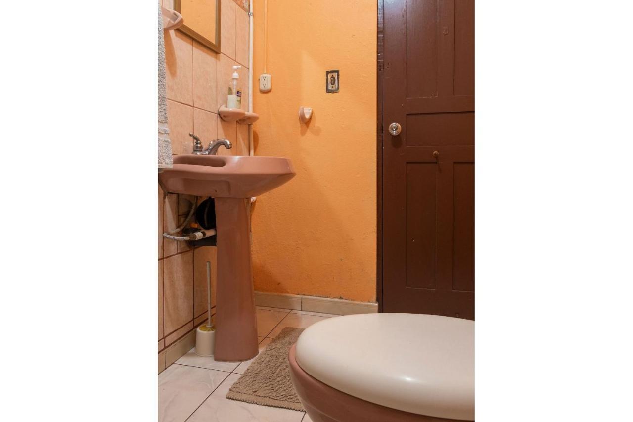 Marta's Guesthouses, Con Entrada Autonoma *